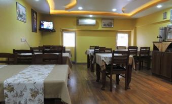 Adana Saray Hotel