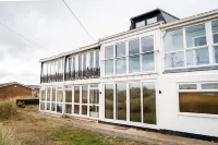 Magnificent Beach House Seaview Upside-down