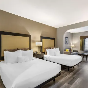 Best Western Plus des Moines West Inn  Suites