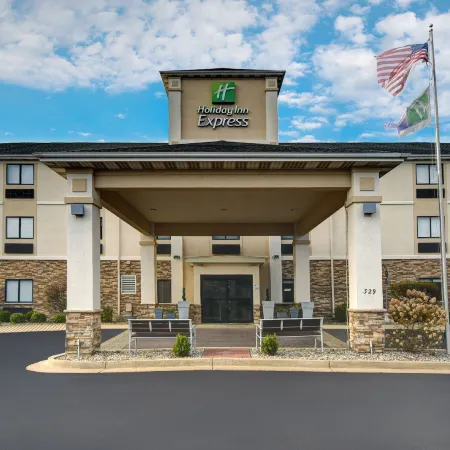 Holiday Inn Express MARSHALL by IHG