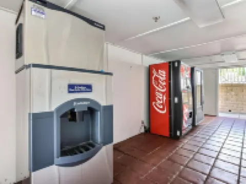 Super 8 by Wyndham Livermore Hotels in Livermore