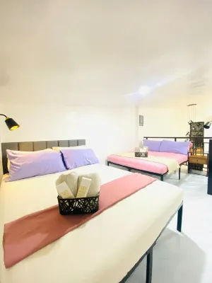 2 Beds Spacious Centrally Located Loft Apartment Hotels in 
