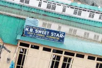 Houseboat Sweet Star