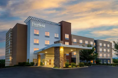 Fairfield Inn & Suites Martinsburg Отели в г. Berkeley County