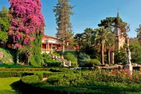 Hotel Casa Real - Viña Santa Rita Hotels in Пирке