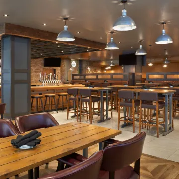 Four Points by Sheraton Windsor Downtown