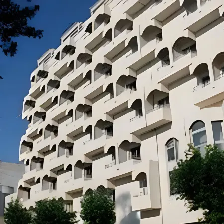 Ambassadeurs Hôtel