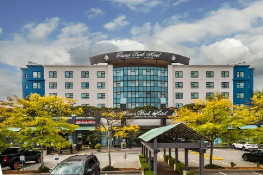 Grand Park Hotel Vancouver Airport, Ascend Hotel Collection