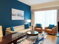 Four Points by Sheraton Sheikh Zayed Road Hotels near Zabeel