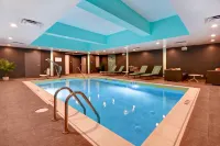 Tru by Hilton Wytheville - piscine