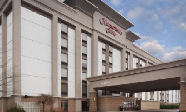 Hampton Inn Charleston-Southridge