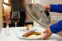 힐튼 앨링턴 - 조식 운영