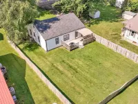 Cozy cottage on Creeper Trail -Fenced in backyard for dogs. Near Restaurants Hotels in Damascus