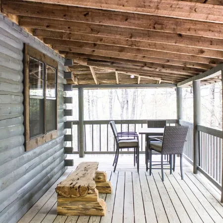 Gorgeous 5 Bedroom Log Home Less Than 5 Minutes From Chaumette And Charleville.
