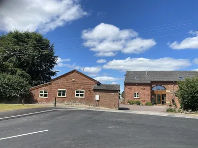 Private Rural Barn Annex, Pet Friendly With Free Wi-Fi and Parking On Premises Hotels near St James Church Leyland