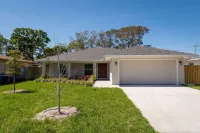 Beautiful new home minutes away from beach Hotels near Publix Super Market at Gulf to Bay Plaza