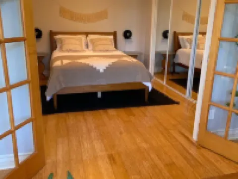 Cactus Garden Cottage…Best Location!! フォールブルックのホテル