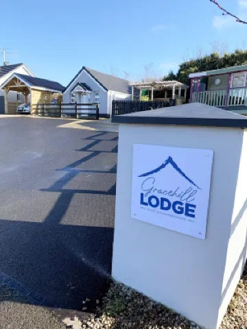 Self contained holiday home, set in rural County Antrim. Hotels in Ballymoney