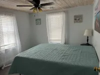 3Br Beachfront Getaway – Behind Owner’s Home