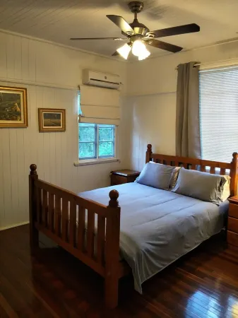 At the Centre of Gallery Walk, Tamborine Mountain