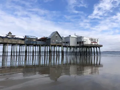 5 Min Walk to Beach and Pier