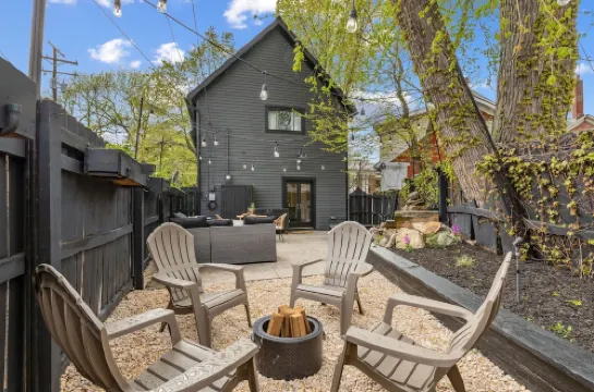 Fulton Haus - Luxury Rental in Ohio City