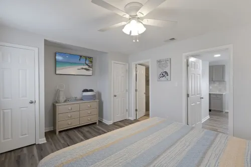 MareBella 2nd row Ocean front with Gorgeous sunrises Hotels in Stump Sound