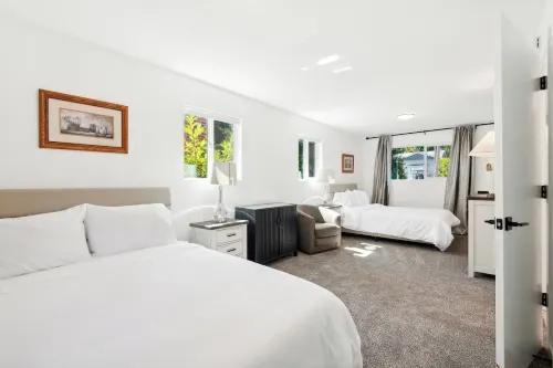 Charming 2-bedroom house in wonderful Burien with 500mbps  speed WiFi,