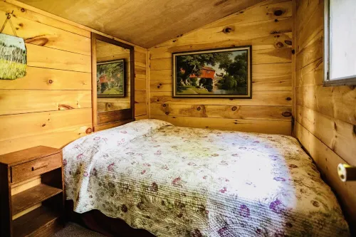 Lakefront Cabin on Lake Adirondack- Tax free