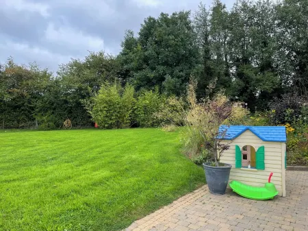 A haven in the Orchard County. Отели в г. Крейгавон