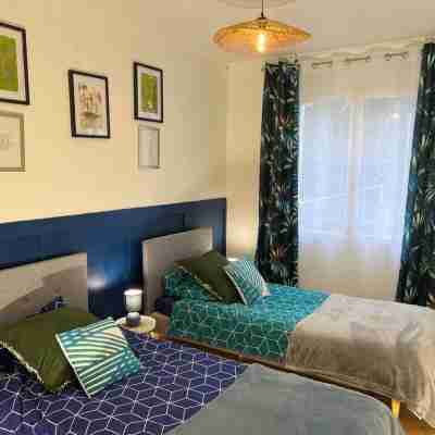 Villa Piscine & Terrain Tennis Rooms