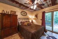 QUAIL'S NEST w/ Hot Tub - Another Day In Paradise!!!