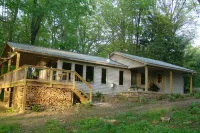 5 Star Reviews-Private Setting-Relax & Unplug-Near Fallingwater, Ohiopyle & Gap 聯合航空93號國家紀念館附近的飯店