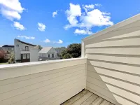 Picasso: Luxury 4 Bedroom in Safe Neighborhood~Free Parking~Minutes to Downtown