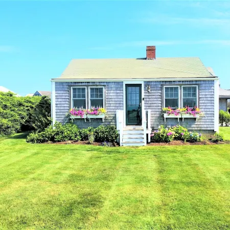 Exquisite Oceanfont Cottage at Madaket Beach!