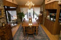 Azalea Falls Lodge - Upper Buffalo River Ozark Getaway Hotels in Madison County
