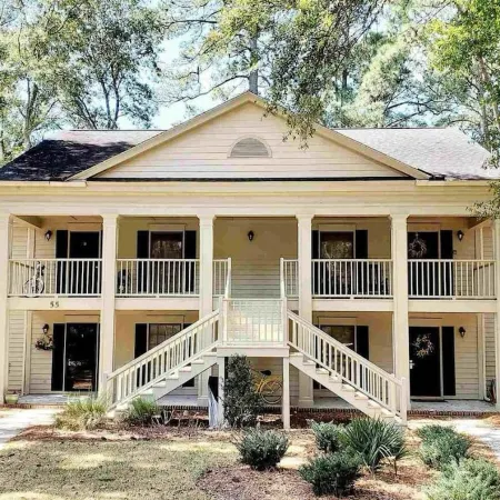 Spacious condo on Jack Nicklaus Signature Golf Course overlooking 10th Tee Box.