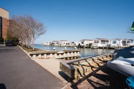 Anchor on 23rd Bayside Condo