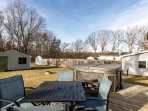 The Cove Near Gun Lake W/ Hot Tub and Fire Pit Hotels in Barry County