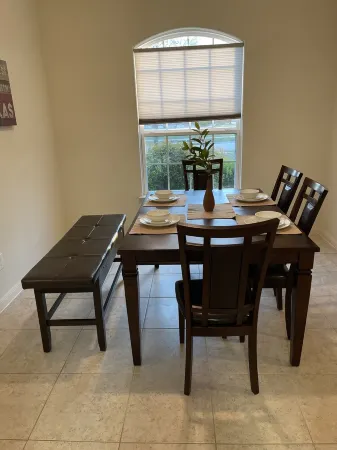 Modern Cozy 3BR Home in Forney