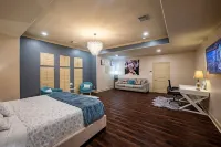 Best Location in Houston - Very spacious house - Close to everything