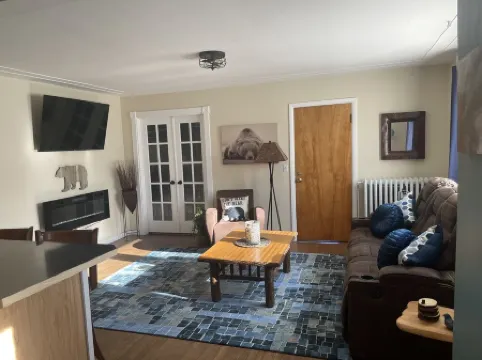 Northern Lights- Relax, Unwind, & Enjoy