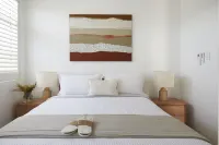 Green Door Kiama - Eco Luxury, EVC, Ocean Views, Pet Friendly.