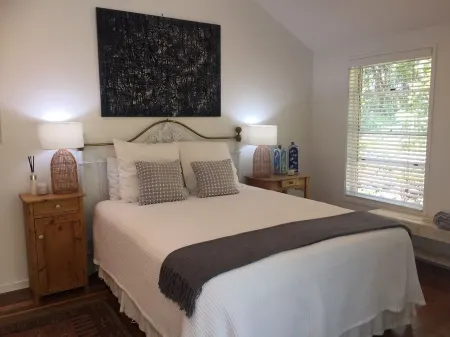 Unique Guest Suite retreat nestled in acres of rainforest Отели в г. Binna Burra