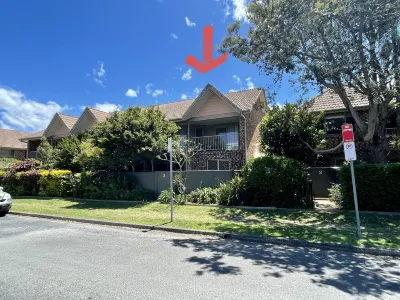 Great Location - 5 mins to beach, Shops, Cafes & Restaurants 코프스 하버 주변 호텔