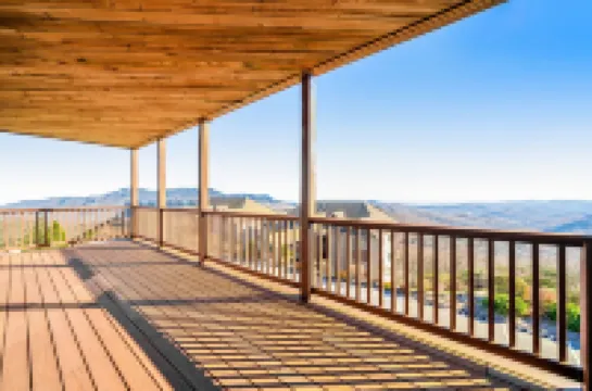 Comfy Condo at Top of Sugar Mtn - Ski in Ski Out - AC, WiFi