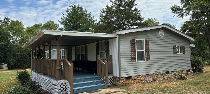 Charming 4 Bedroom House in Pleasant Seagrove Ξενοδοχεία στην πόλη Randolph County