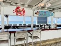 Beachside Breeze Cottage~Location! Crystal Beach, Destin~Steps to Beach & Pool