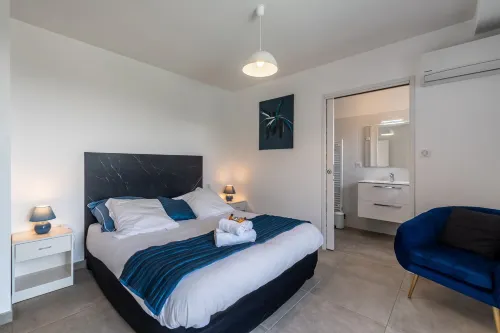 Villa ideal for family and friends - Private pool and spa - 5min beach