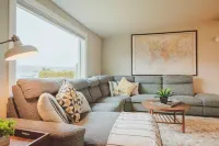 Cozy Cottage-breathtaking views w/hot tub